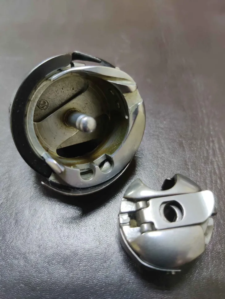 Челночный комплект 84030136/2 для бытовых швейных машин Веритас&nbsp;Veritas, ГДР