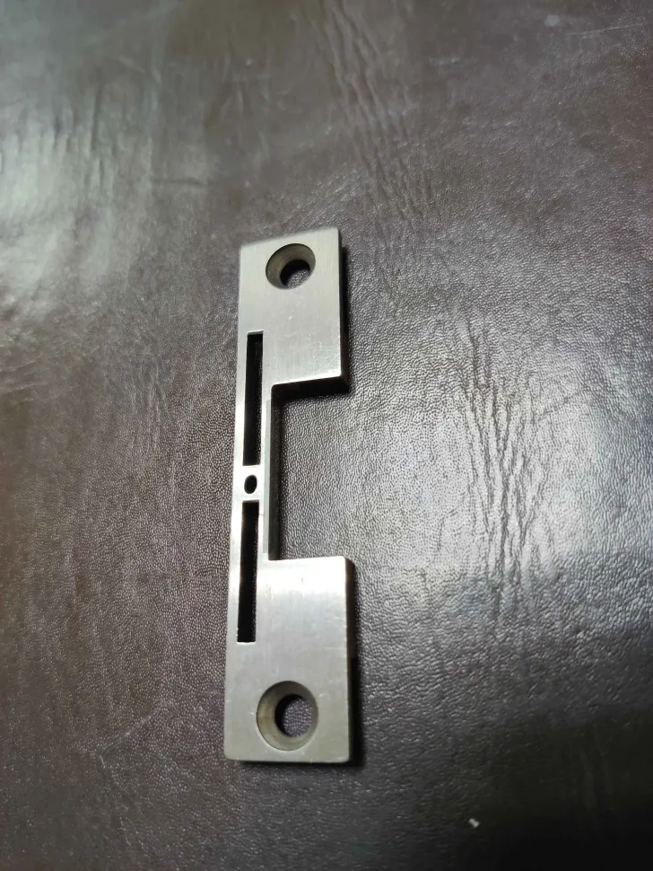 Игольная пластина 91-158504-4,5B, PFAFF