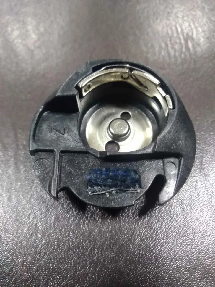 Челнок каретка WBW-10/Universal для бытовых машин, Brother (оригинал)