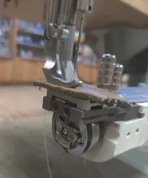 Рукавная одноигольная швейная машина PFAFF 335