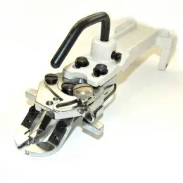 Лапка для пуговицы на ножке 8 мм B2419-372-DOO, Тавань