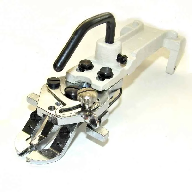 Лапка в сборе с рычагом B2547-372-OBO, Тавань